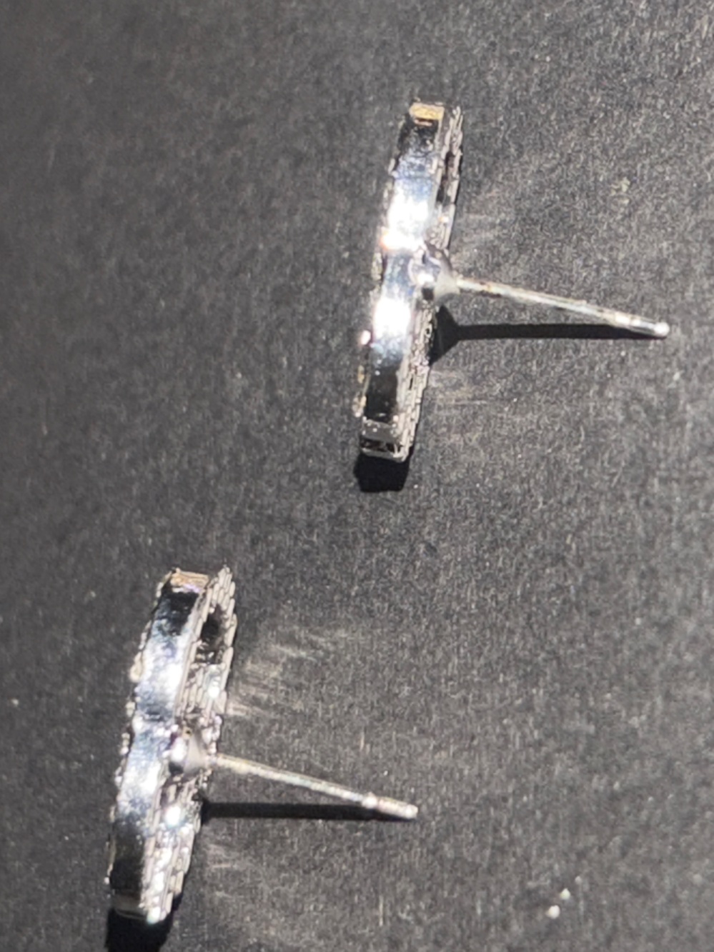 🪩   🆕 GG Crystal Studs  🪩 - Picture 5 of 9
